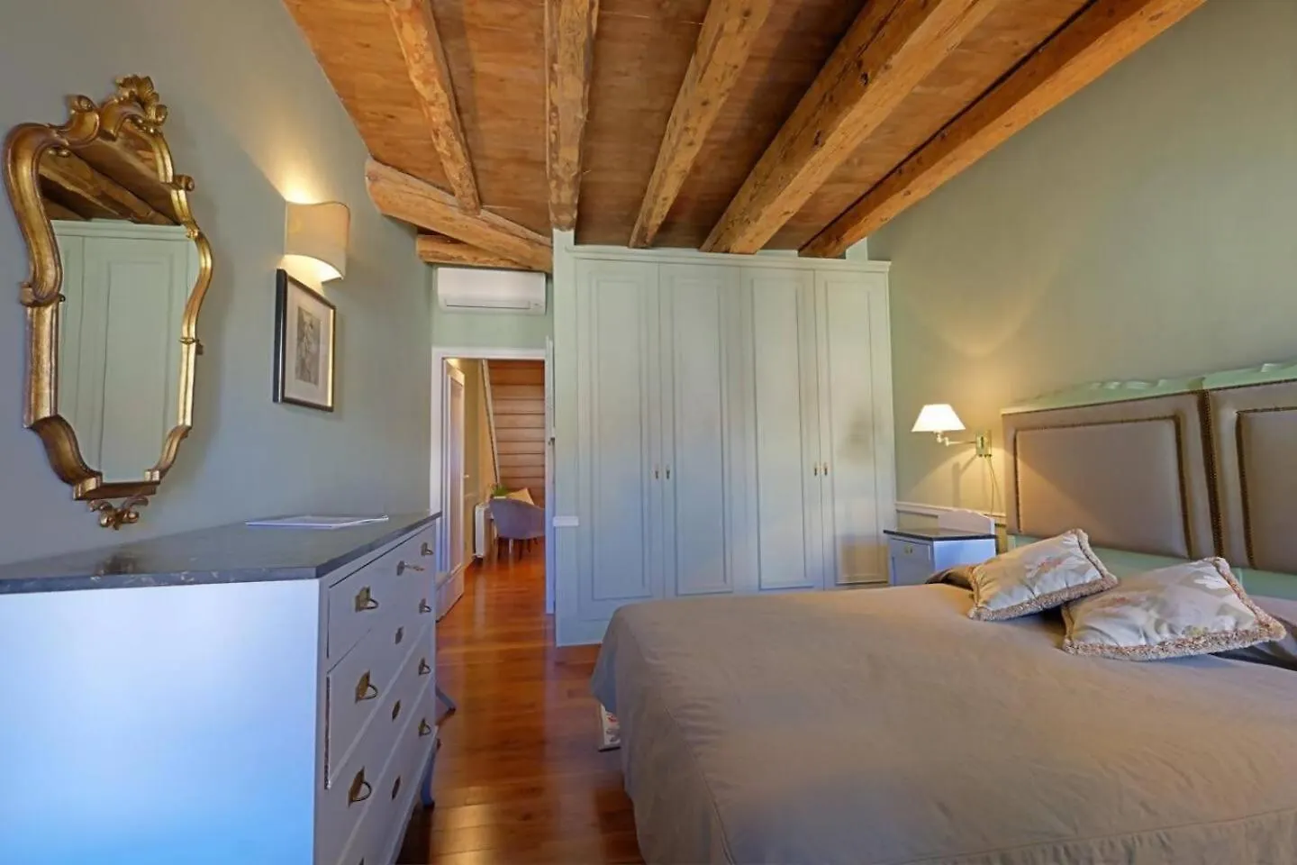 Campanile Alla Canonica Design House Veneza Apartamento